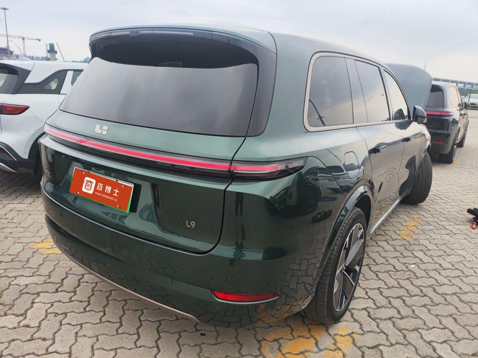 2025 理想L9 Ultra — 4