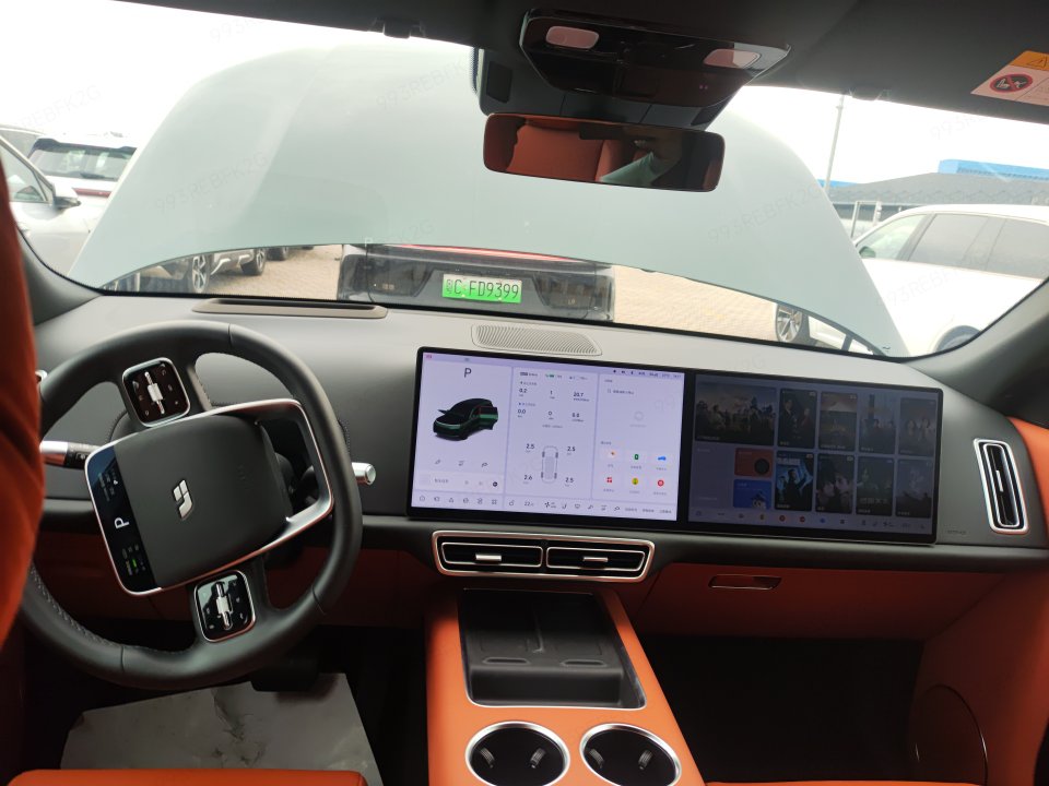 2025 理想L9 Ultra — 5