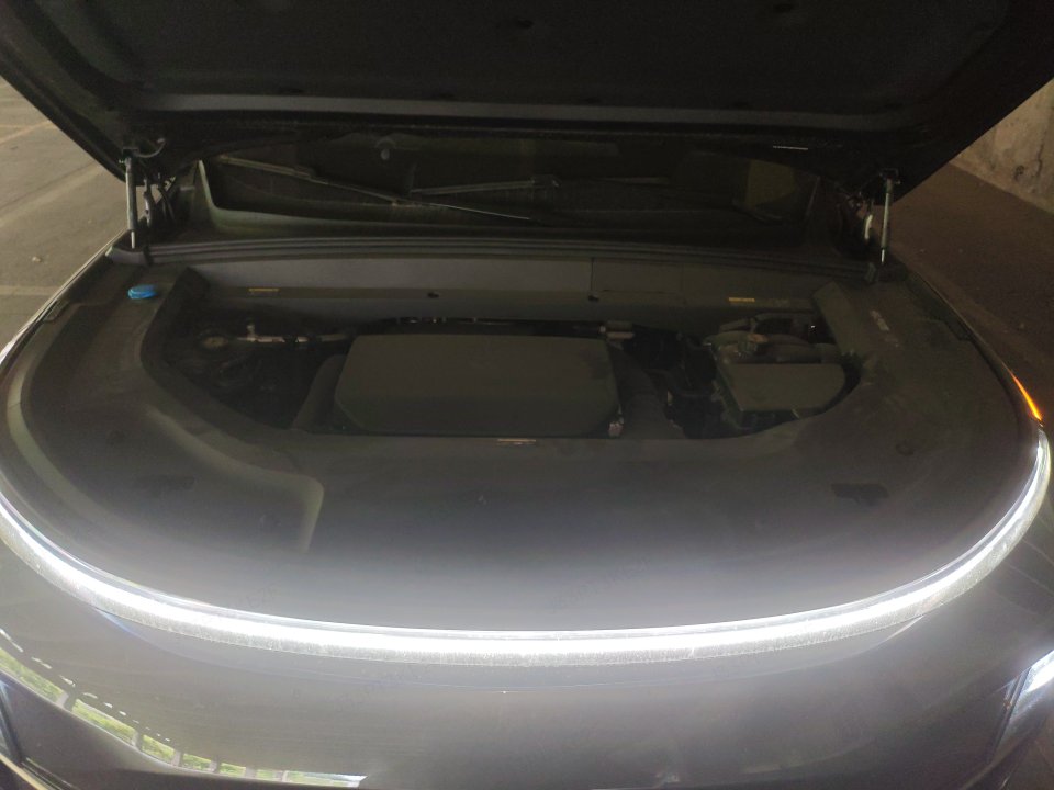 2025 Li Auto L9 Ultra — 8