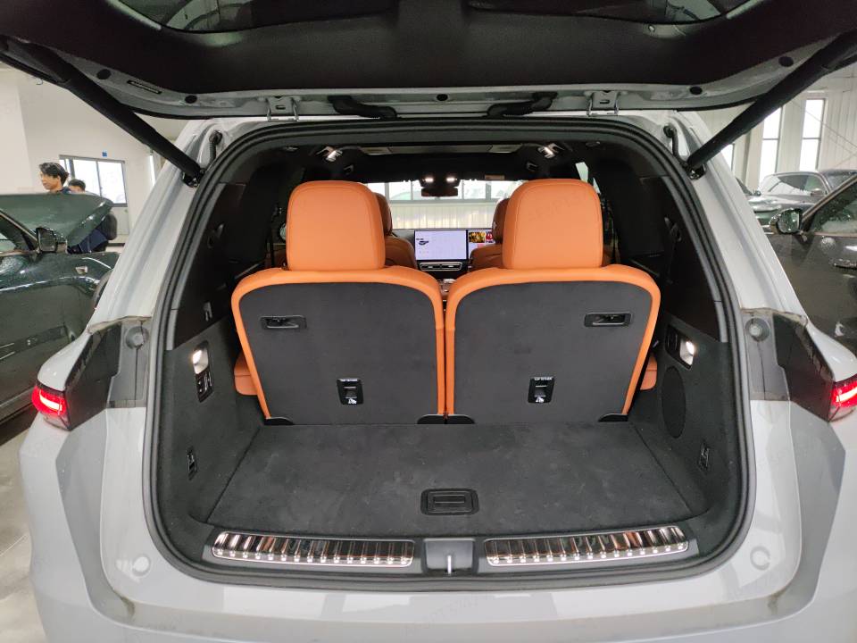 2025 Li Auto L9 Ultra — 7