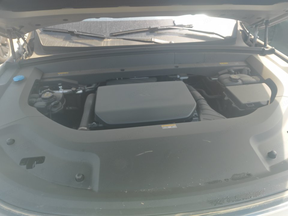 2025 Li Auto L9 Ultra — 8