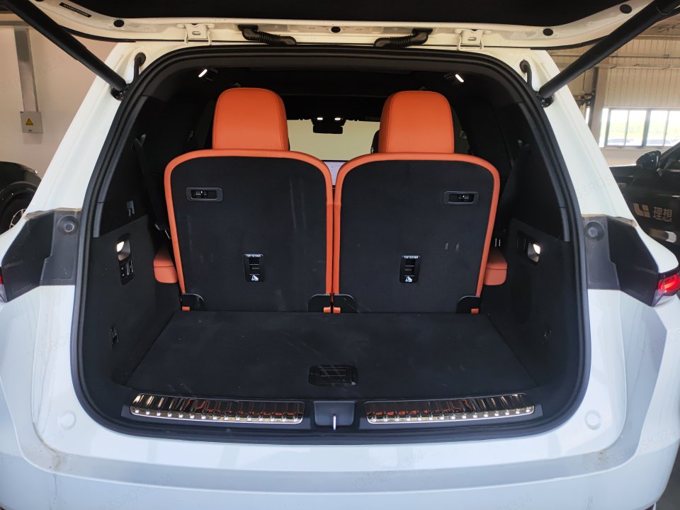 2025 Li Auto L9 Ultra — 7