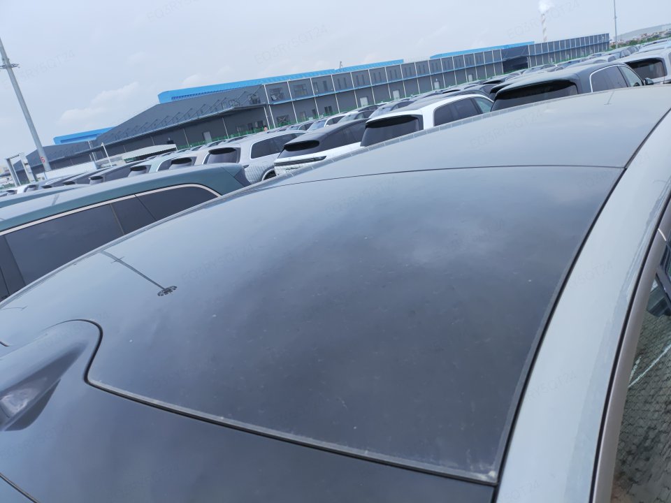 2025 Li Auto L9 Ultra — 9