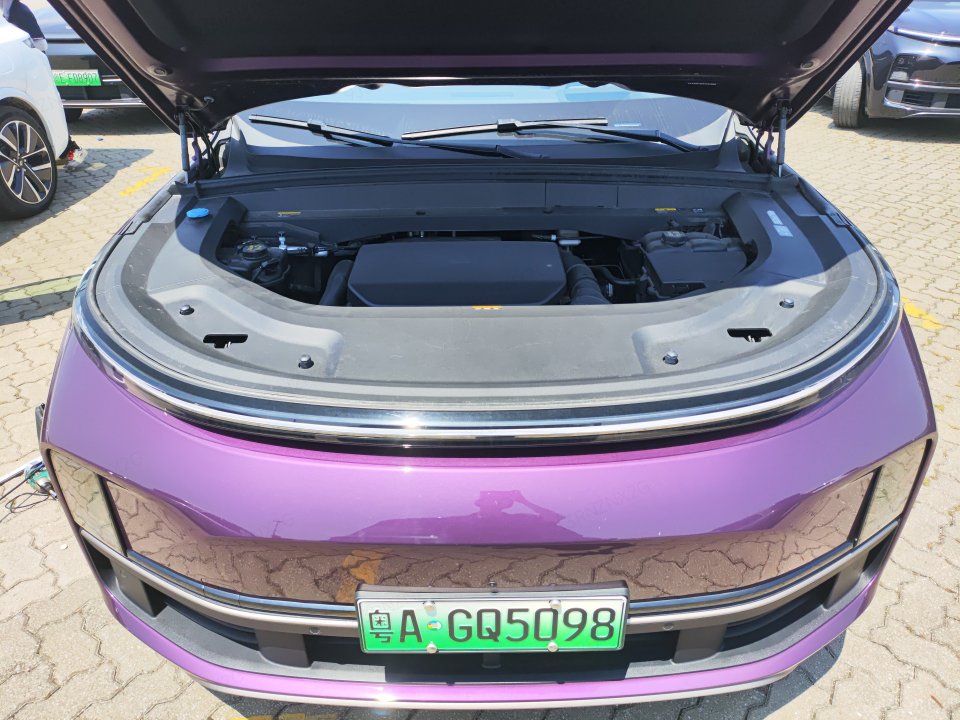 2025 Li Auto L9 Ultra — 8