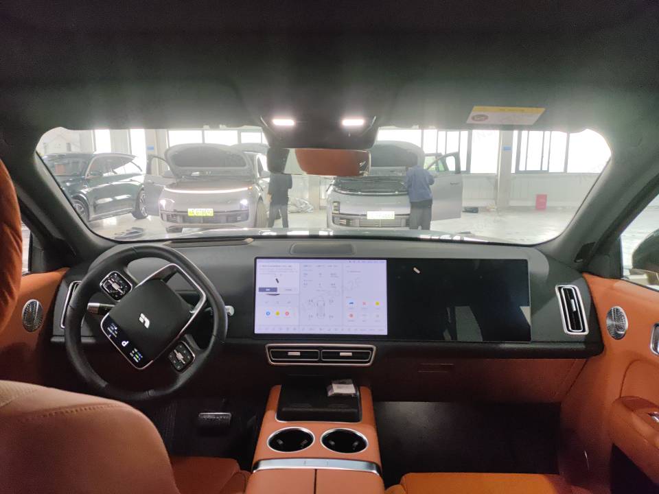 2025 Li Auto L9 Ultra — 5