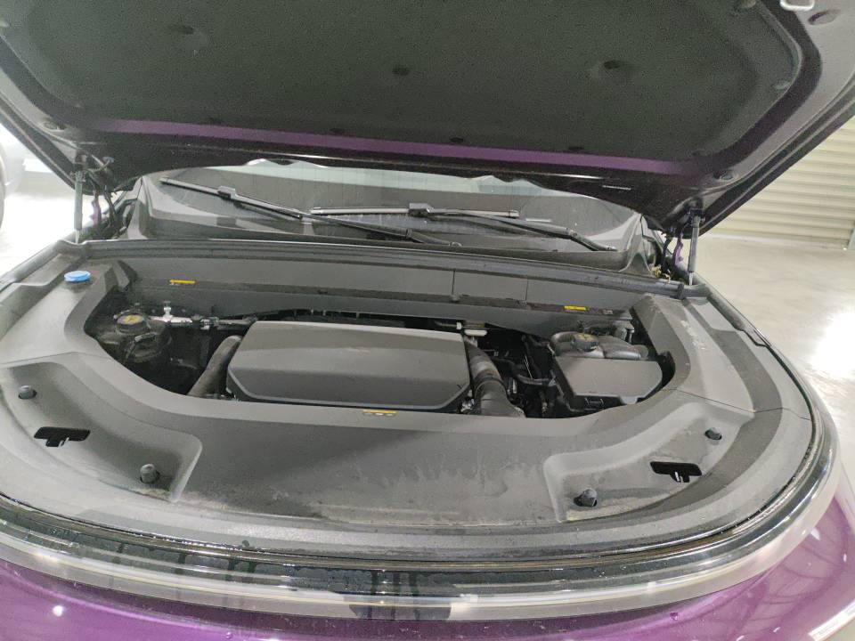 2025 Li Auto L9 Ultra — 8