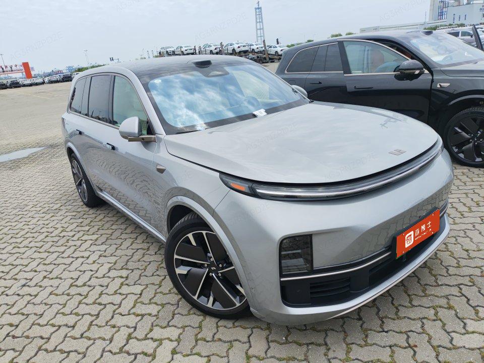 2025 Li Auto L9 Ultra — 2