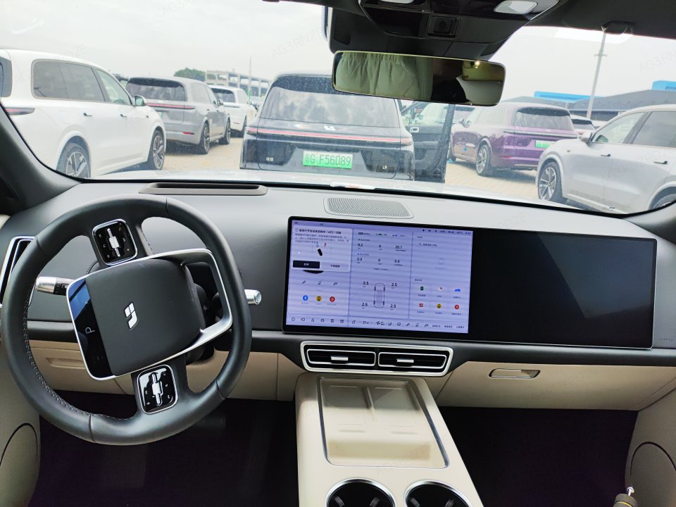 2025 Li Auto L9 Ultra — 5