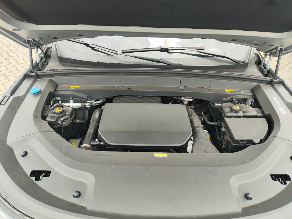 2025 Li Auto L9 Ultra — 8