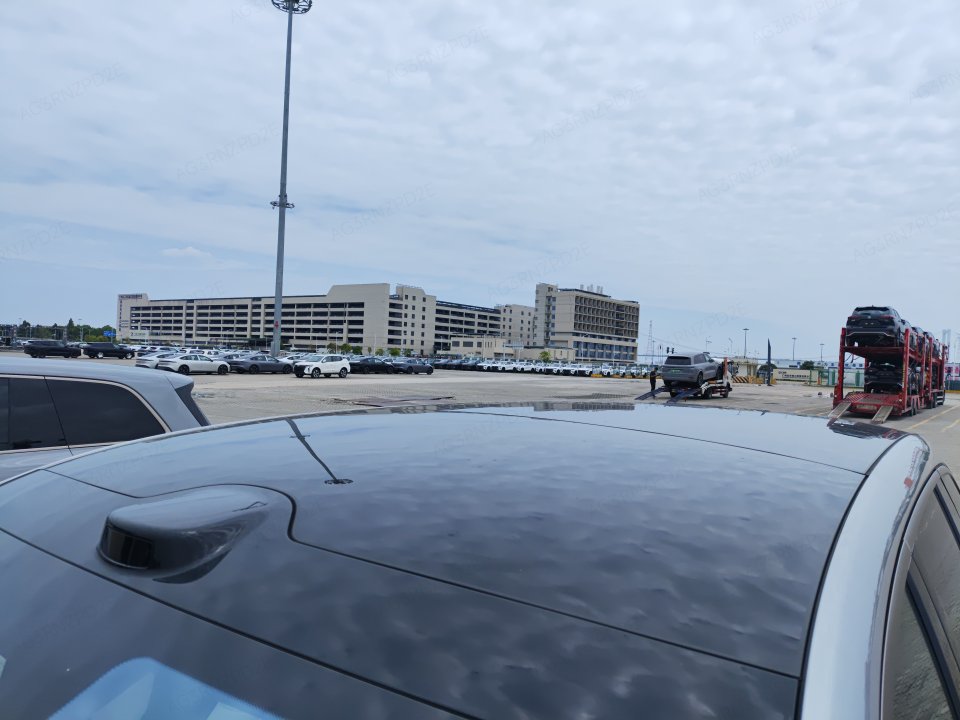 2025 Li Auto L9 Ultra — 9