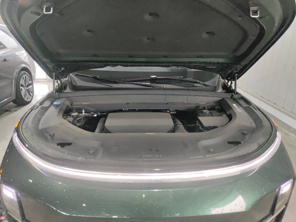 2025 Li Auto L9 Ultra — 8