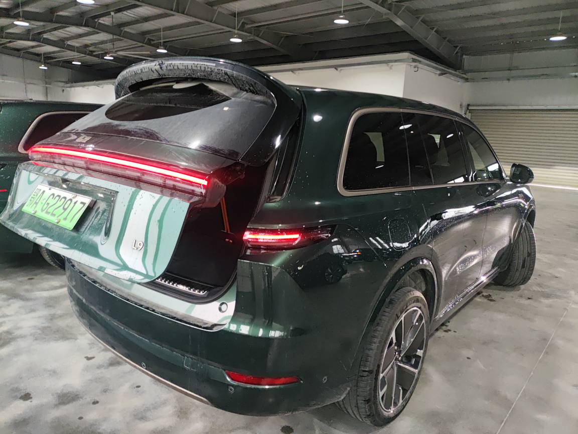 2025 理想L9 Ultra — 4
