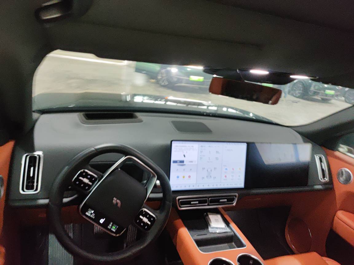 2025 理想L9 Ultra — 5