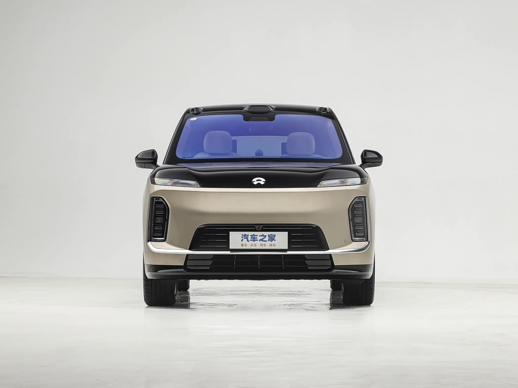NIO ES9 — 3
