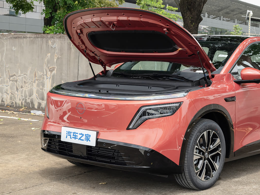 Nissan NX8 EREV 310 Max — 4