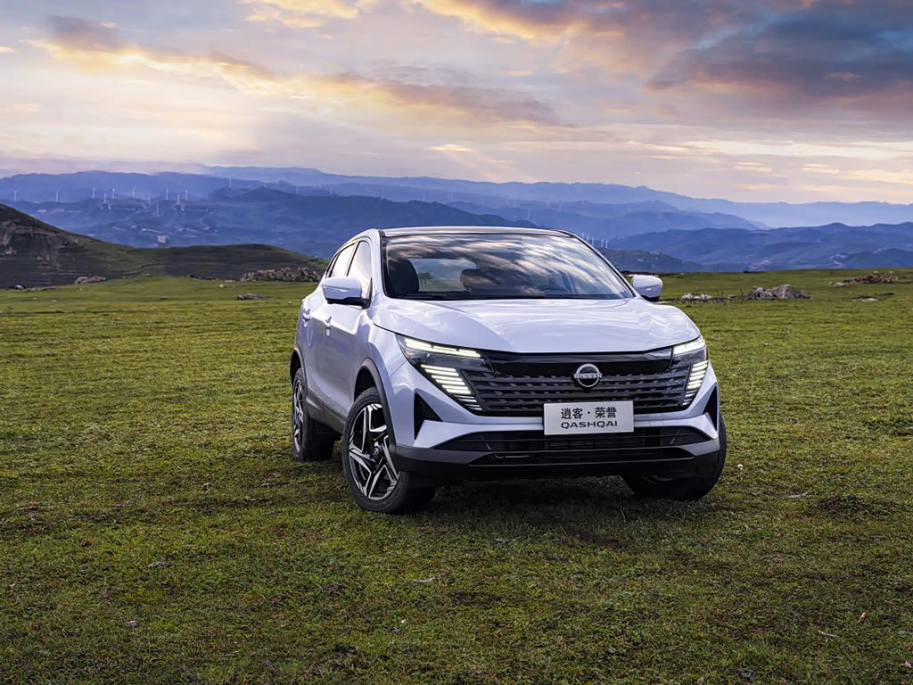 Nissan Qashqai — 5