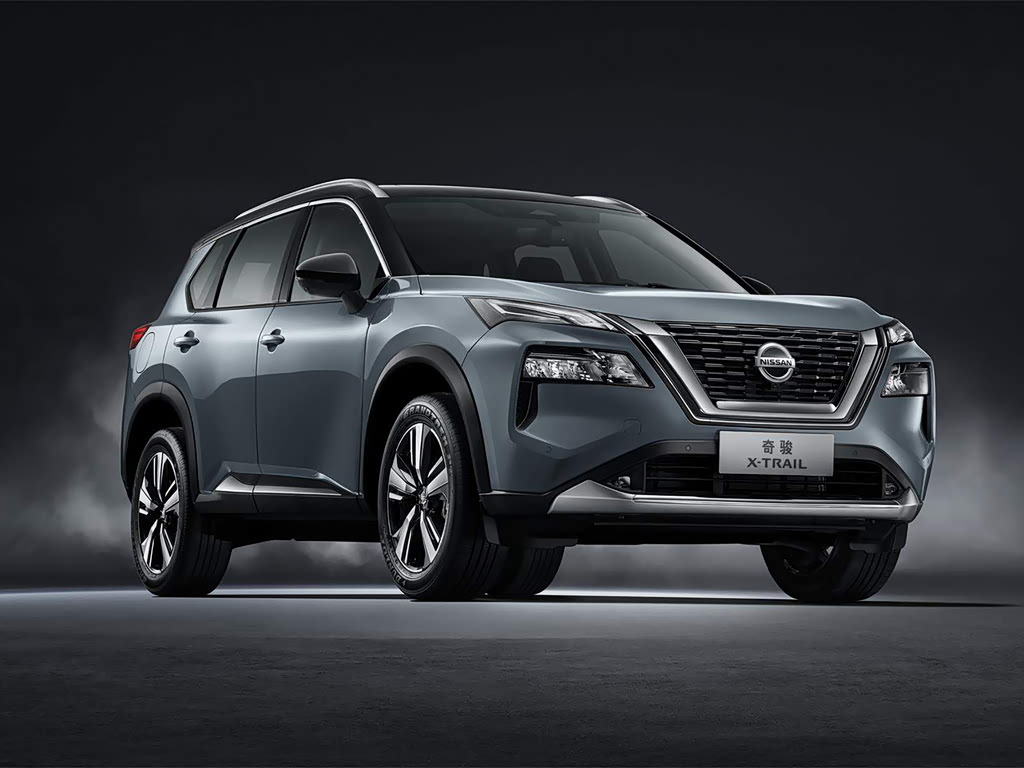 Nissan X-Trail — 4