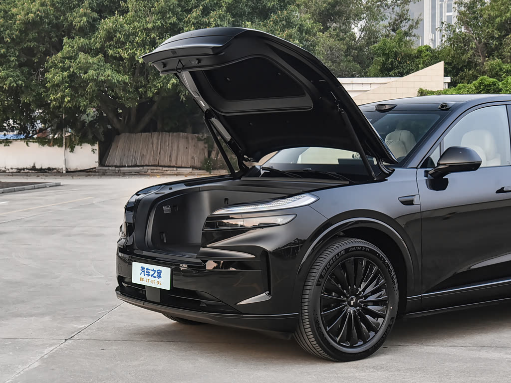 ONVO L90 — 5
