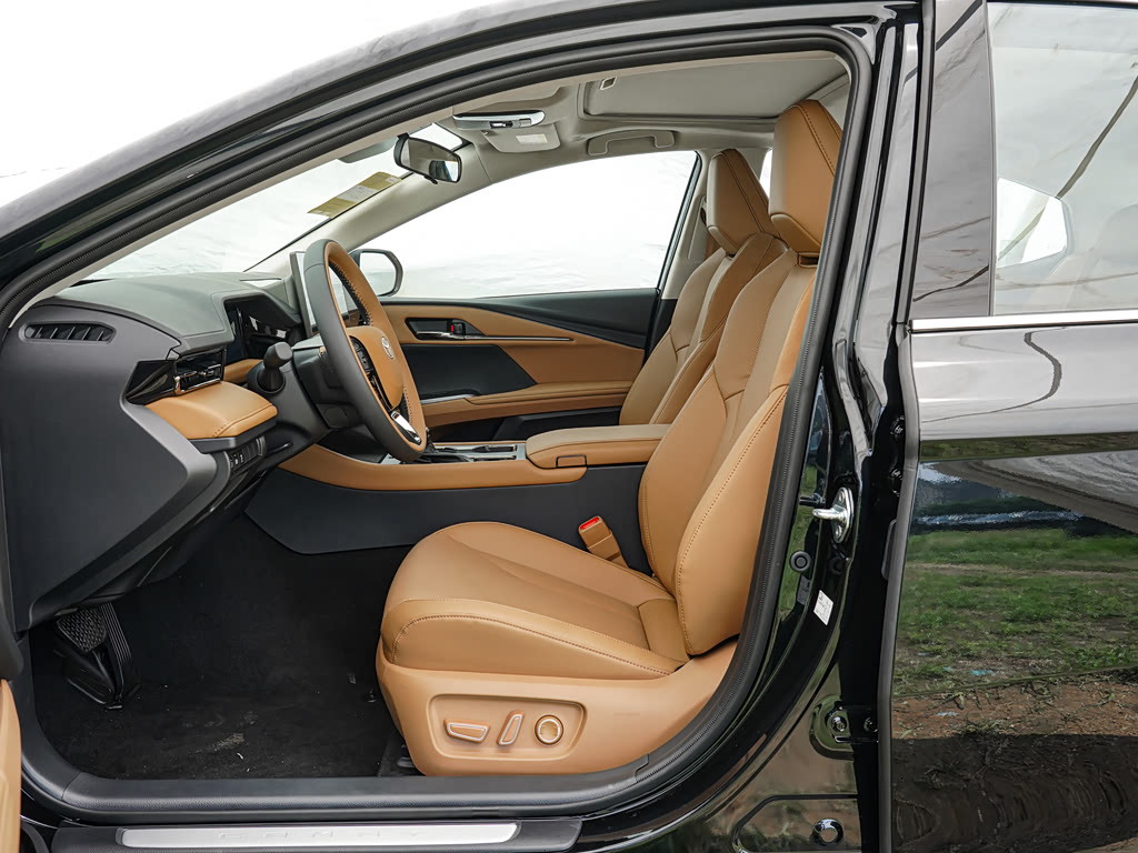 Toyota Camry — 5