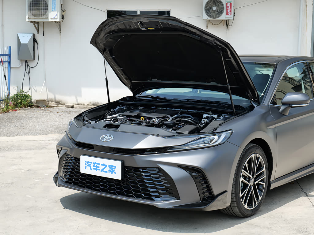 Toyota Camry — 9