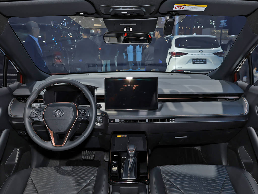 Toyota Corolla Cross — 6