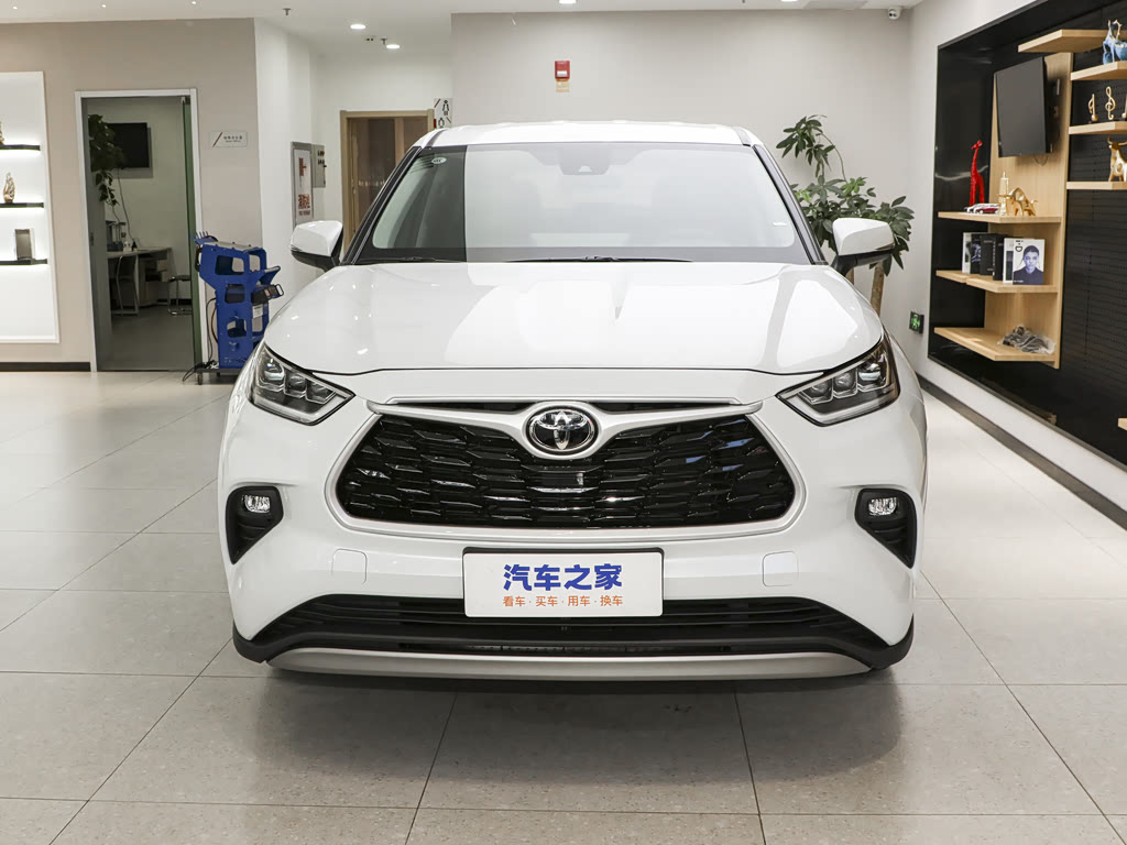 Toyota Highlander — 4