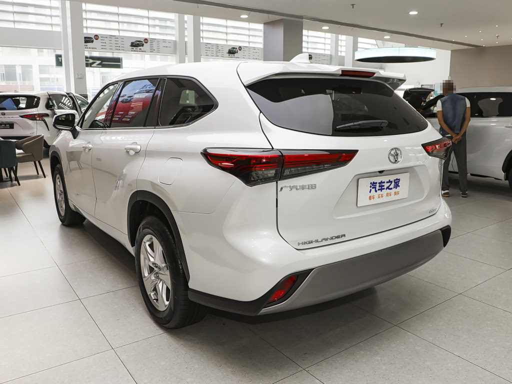 Toyota Highlander — 5
