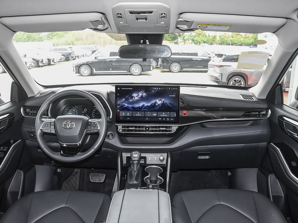 Toyota Highlander — 7