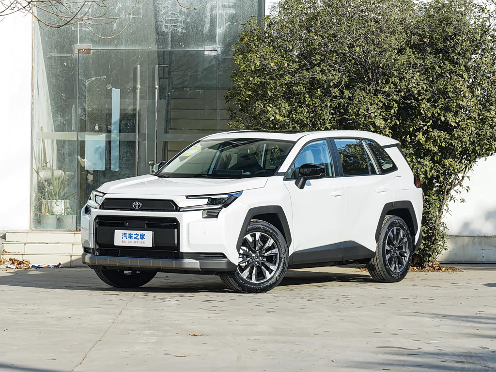 Toyota RAV4 — 9
