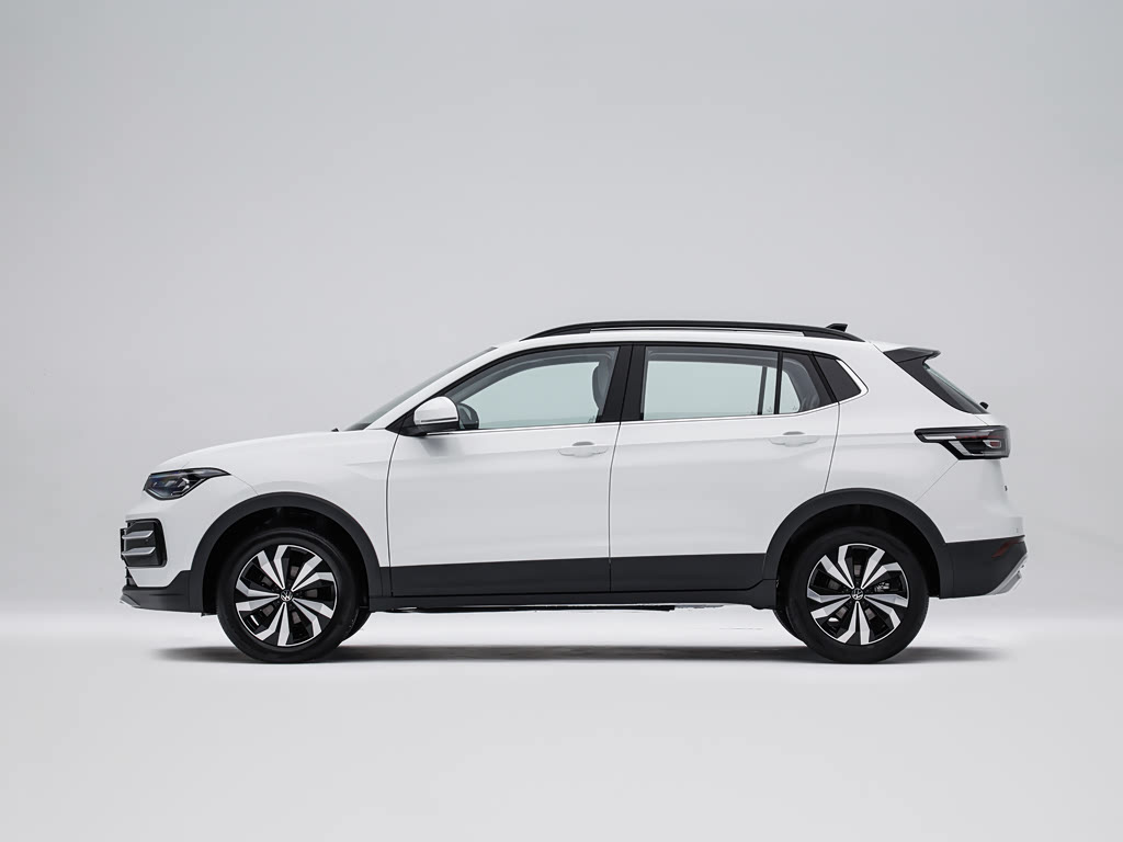 Volkswagen Tharu — 3